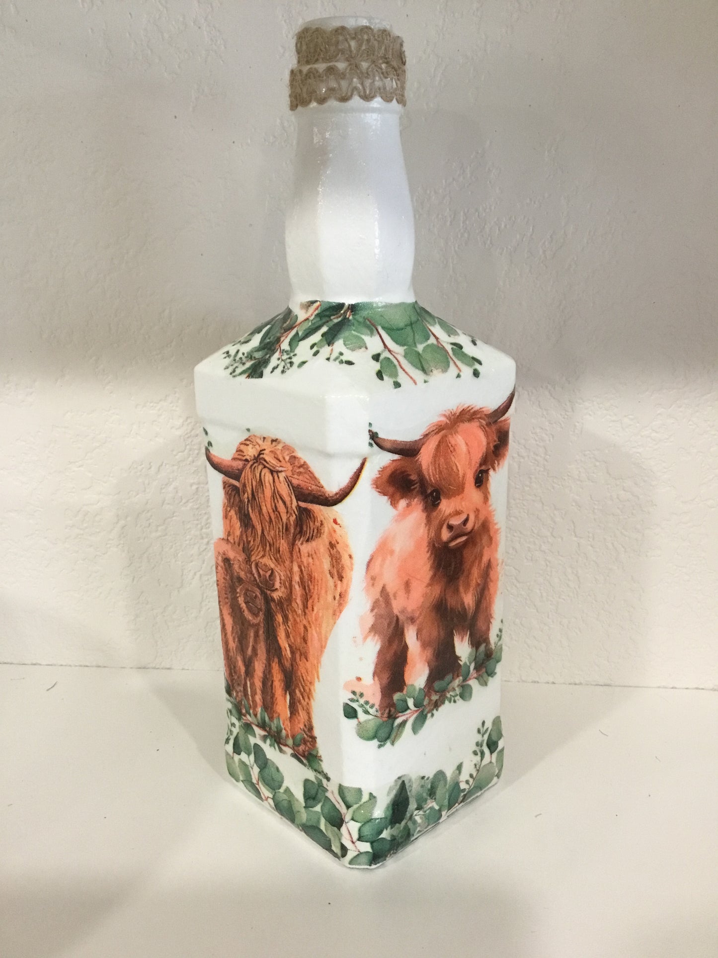 Bottle Decor- Highland Cows