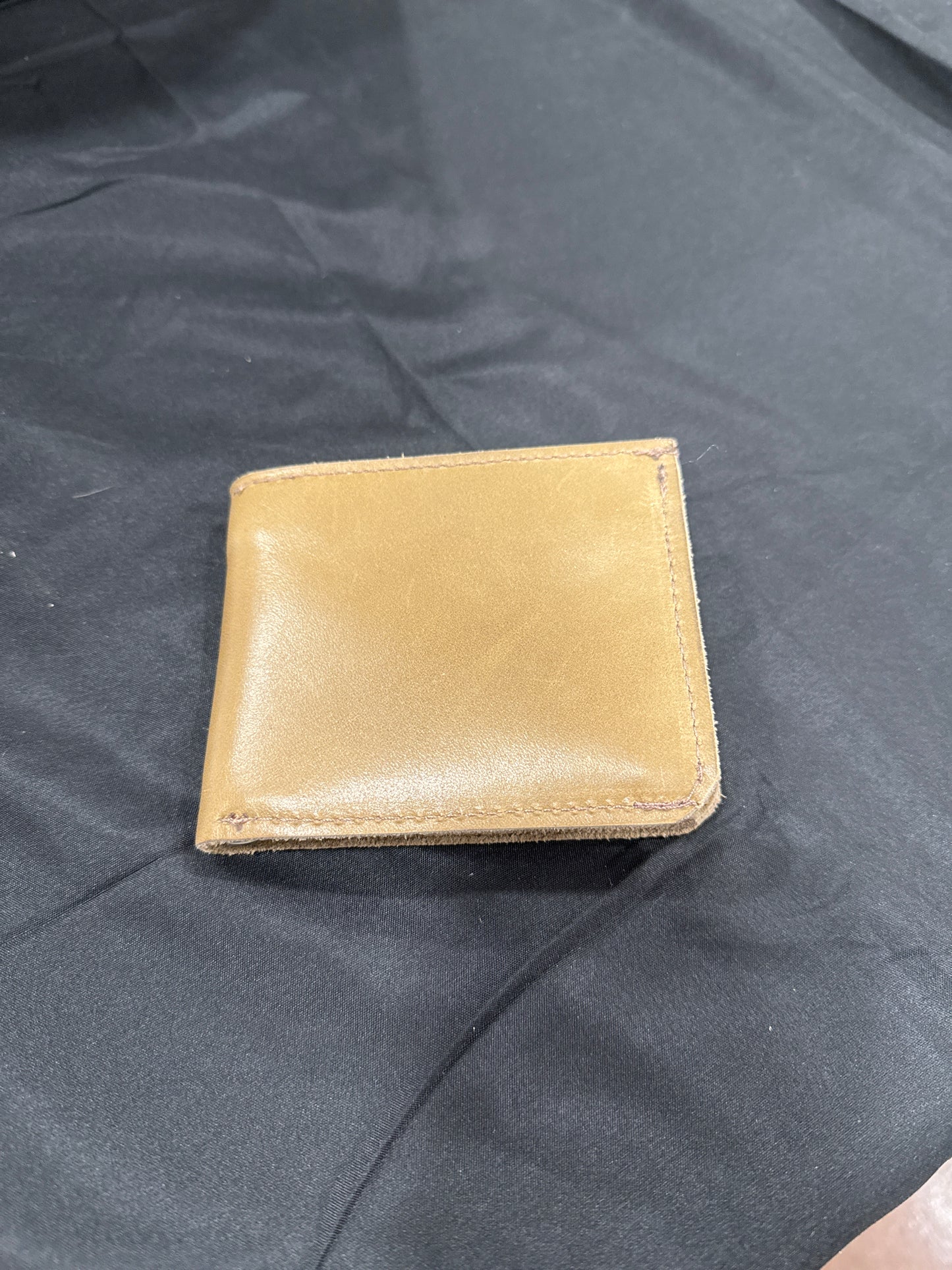 bi-fold wallet