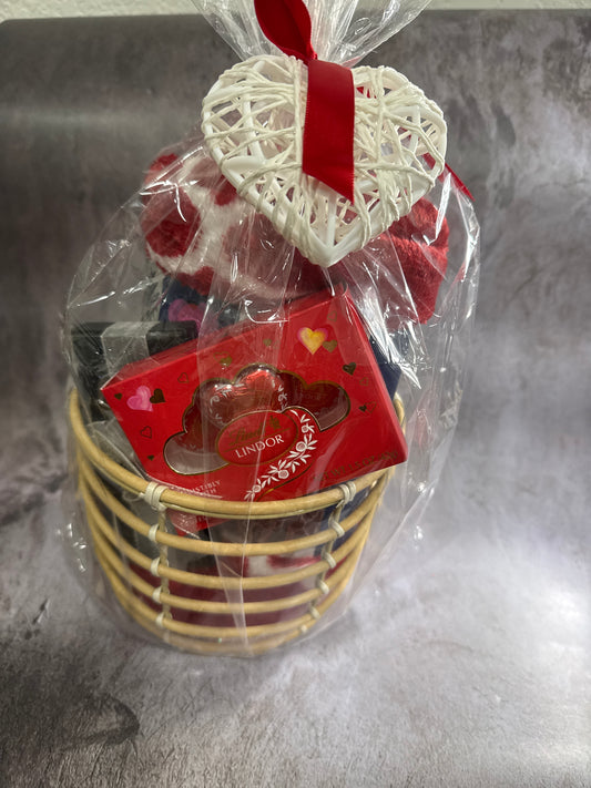 valentine basket