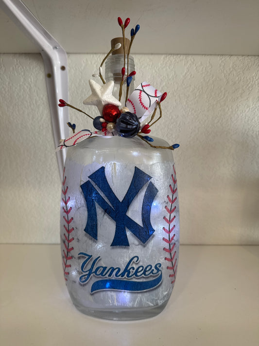 lg lighted NYY bottle