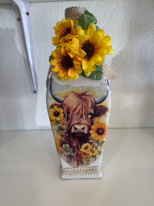 med highland cow bottle