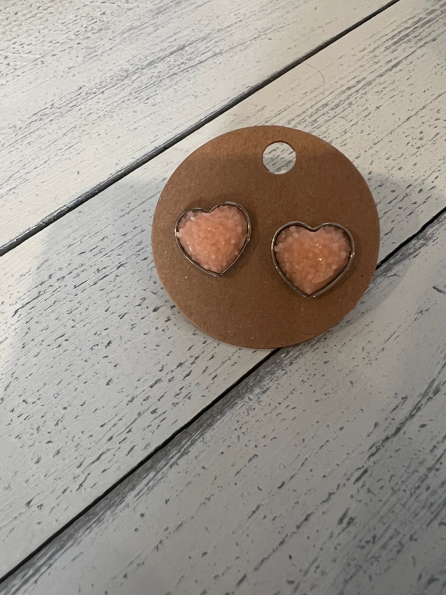 Matte heart stud earrings