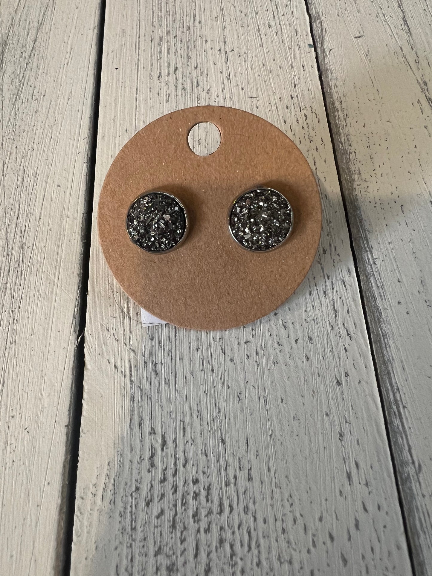 Matte stud earrings