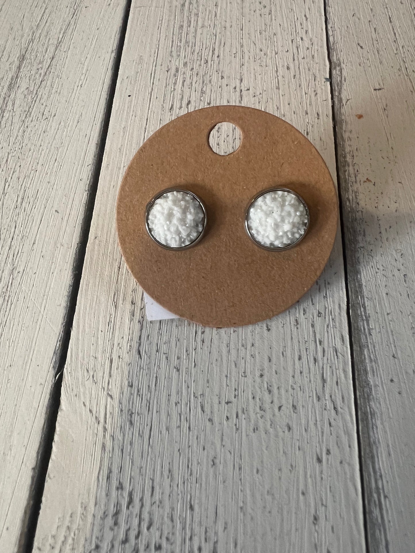 Matte stud earrings